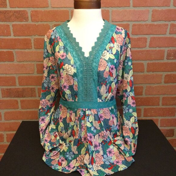 Matilda Jane Women's boho top size M floral sheer lace trim long sleeve - Picture 2 of 7